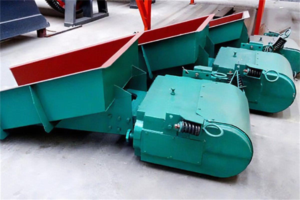 2022年省心指南！電磁振動給料機的結構原理及分類怎樣